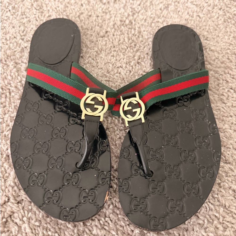 Gucci Black Flip-Flops with Red and Green Straps